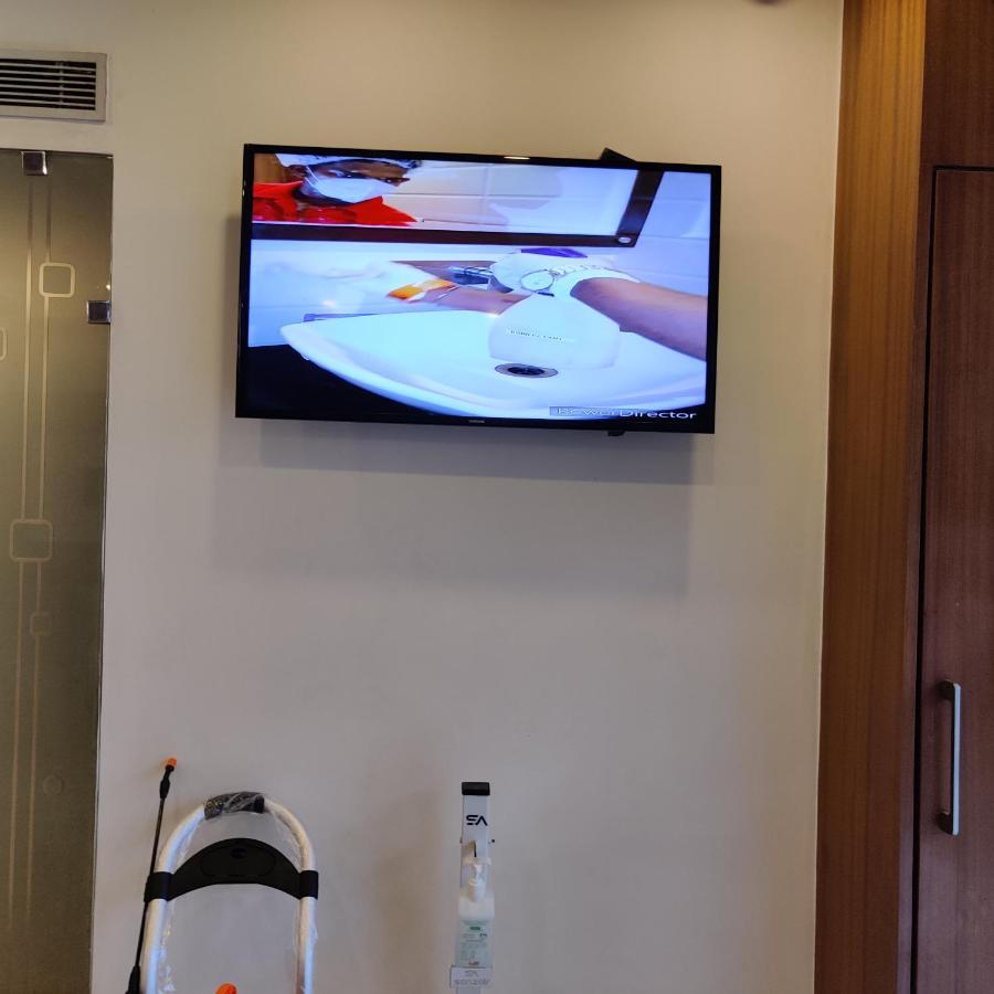 Hotel Meadows Varanasi Ngoại thất bức ảnh