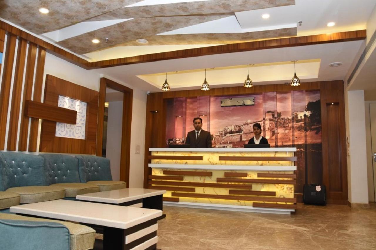 Hotel Meadows Varanasi Ngoại thất bức ảnh
